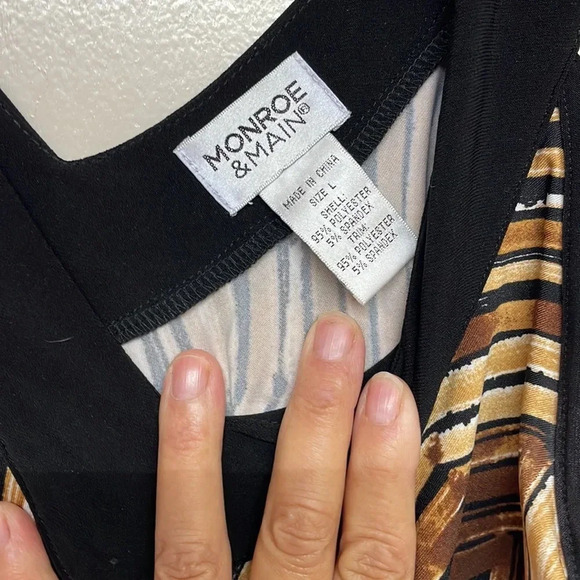 Monroe & Main Sleeveless Tiered Top - Picture 3 of 8